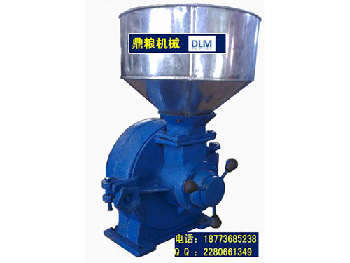 30型磨片式粉碎機(jī)、磨粉機(jī)磨粉機(jī)，磨片式，產(chǎn)量達(dá)1000公斤時(shí),粗細(xì)可調(diào)